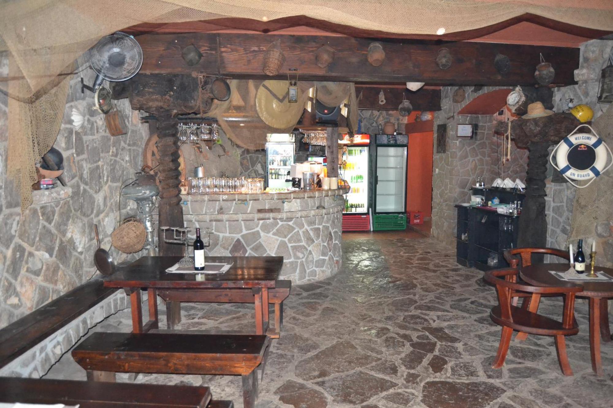David Apartments And Rooms Dobra Voda Luaran gambar