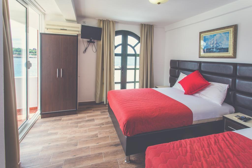 David Apartments And Rooms Dobra Voda Luaran gambar